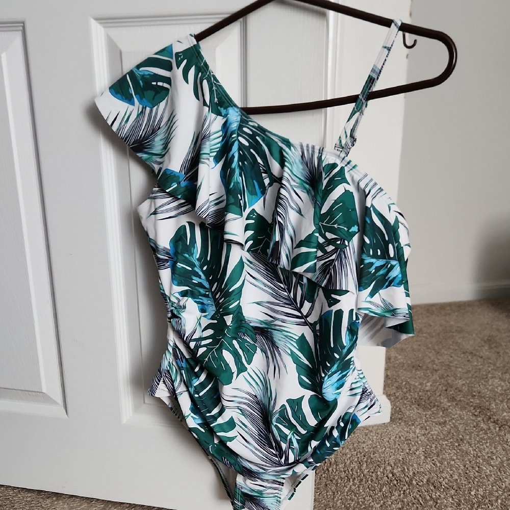 Tropical Green One-Shoulder Women Swim One Piece